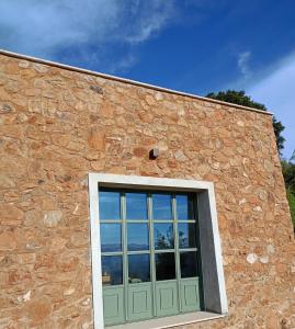 Small Exclusive Retreat