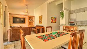 #018 Casa 2 minutos a pé da Praia de Palmas