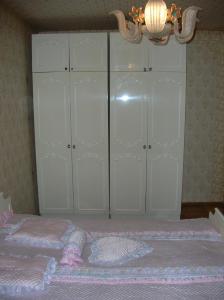 Вишенька,Проспект Космонавтів 42, ТЦ Мир, Мегамол, Магігранд