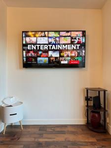 Spanish City View 2, Luxury Sea Front Apartment Free Onsite Parking