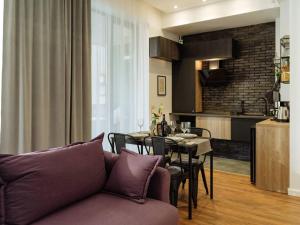 Central 6 Apartment - New Building & Parking