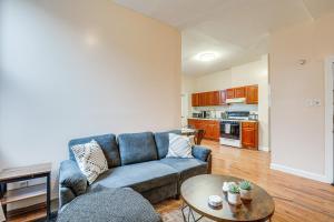 Comfy Bayonne Townhome about 11 Mi to NYC Attractions