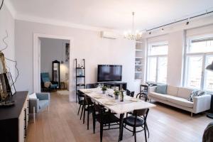 Stunning new central home near Basilica