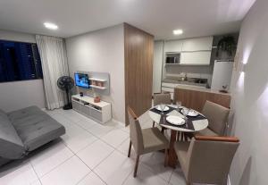 Flat - Boa Viagem para até 5 pessoas, andar ALTO vista Mar, Piscina, Wifi 500Mbps,