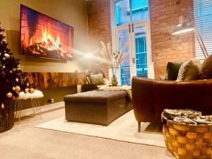 The Fifth Quarters, Grade II Listed Apartment, The Lace Market, NG1, City Centre, Nottingham, Sleeps 4