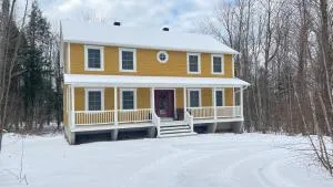 Mountain charm near Mount Sutton - Dunham