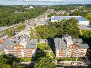 Delle Alpi 317 - Junto a Nasa e roda-gigante