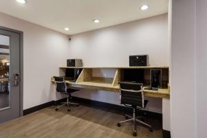 Best Western Inn & Suites Lemoore