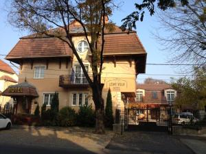 4 star hotell Lévay Villa Hotel Miskolc Ungari