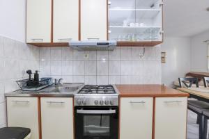 Apartments by the sea Rogoznica - 20165