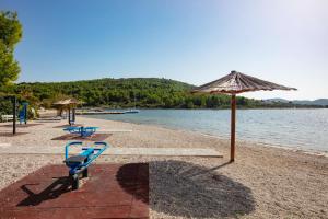 Apartments by the sea Pirovac, Sibenik - 21874