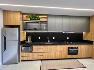 155 - Apartamento alto padrão na Praia de Canto Grande