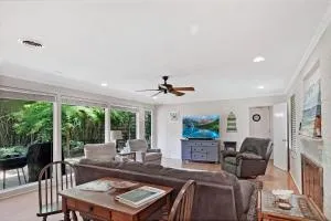 The Pink House - Saint Simons