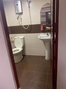 Tân Phượng Vũ Hotel - 7403 Sư Vạn Hạnh, Q10 - by Bay Luxury