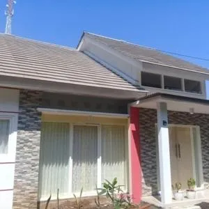 Qampung Kost Unnes - 班顿甘