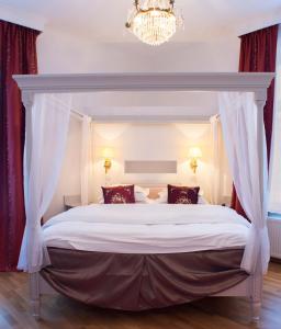 Luxury Double Room room in Brommavik Hotel