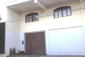 Casa Santa Amélia c/ garagem - Araçariguama