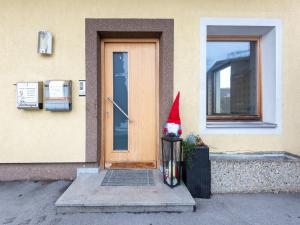 Apartment in Niedernsill near Ski Slopes