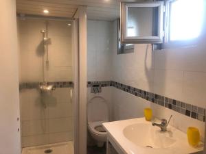 Maisons de vacances Lodge des pins au coeur de la foret d-Olonne : photos des chambres