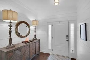 1903 Mariner's Circle - Riverview