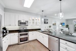 760 Ocean Blvd. #203