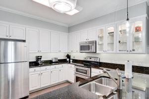 760 Ocean Blvd. #203