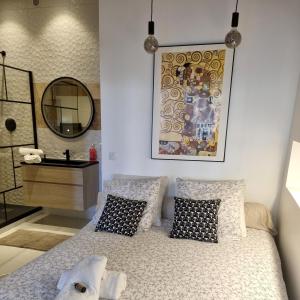 Appartements Appartement T2 40m2 Renove Au Coeur du Panier Vieux Port : Appartement 1 Chambre
