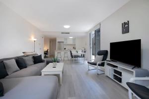Attiva A Brisbane Gem with Pool and Private Patio