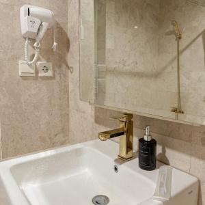 Senayan Jakarta Oasis - Gym, Pool, Netflix