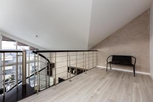 Janki Bryla Two-Level Apartment by BookingHost