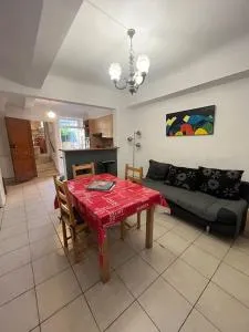 maison de ville à deux pas du centre ville - 博凯尔