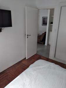 Dos Ambientes - Céntrico - La Perla - Santiago del Estero 1483