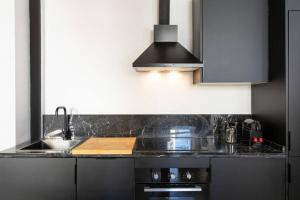 Beautiful stylish apartment next to downtown B-CrrB