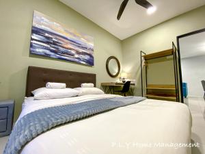 Crystal Cozy Suite PoolView Netflix Waterpark@ Ipoh Station 18