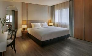 Bliston Suwan Park View