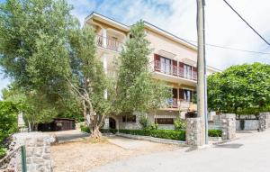 Apartments Vrban 