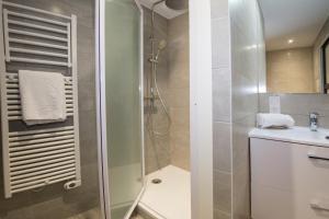 Appartements Le clos de Tanvol 1 - Climatise-parking-terrasse : photos des chambres