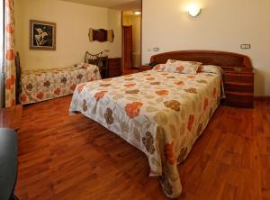 Quadruple Room room in Hotel Piedra
