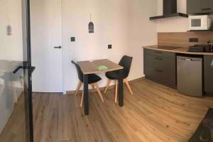 Appartements T1 ( Saint-Jean-de-Monts ) calme et central : Appartement 1 Chambre