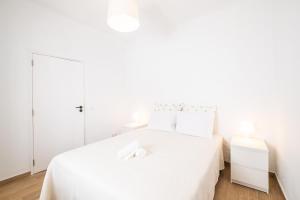 SERAFIM BEACH APARTMENT - Heart of the Old Town