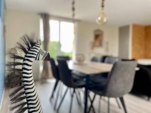 Pierre et Ô by Melrose