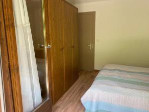 La Foret 42 2 bedroom apartment with parking and sauna