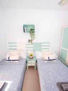 Precioso apartamento en el Calón Playa con vistas y piscina - by Almería Rentals