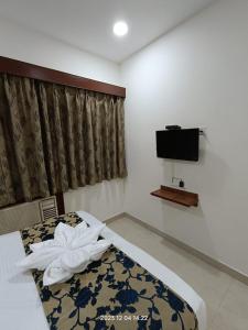 Hotel Monsoon Palace Guwahati
