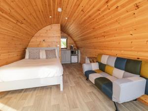 The Wheelhouse Pod No 9