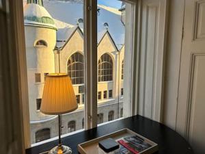 Stockholm Loft Haven 3 Beds in a 1- Bedroom Gem - 917