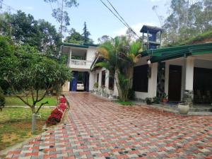Shanthi Villa Home-stay