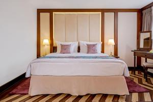 Junior Suite with balcony (without air conditioning) room in Hotel International