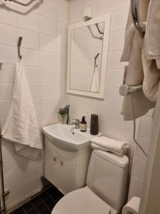 Stockholm City Chic-1-Bedroom Loft for 3 - 914