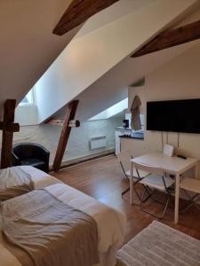 Stockholm City Chic-1-Bedroom Loft for 3 - 914